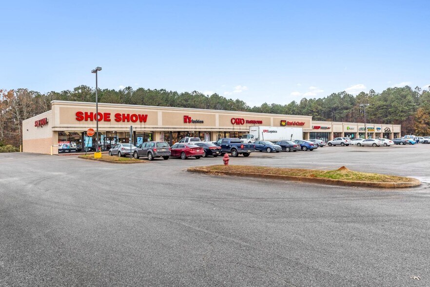 More Photos Of 1303 MS-35 S, Forest General Retail For Lease