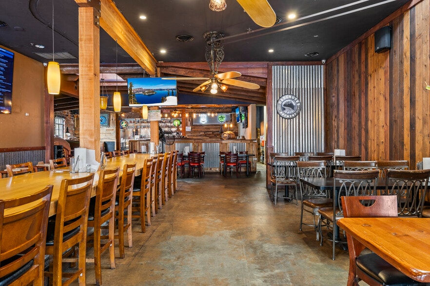 More Photos Of 234 SW 5th St, Grants Pass Restaurant For Sale