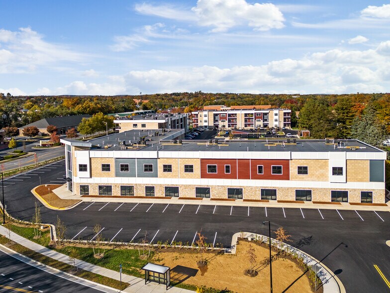 More Photos Of 230 Hope Dr, Winchester General Retail For Lease