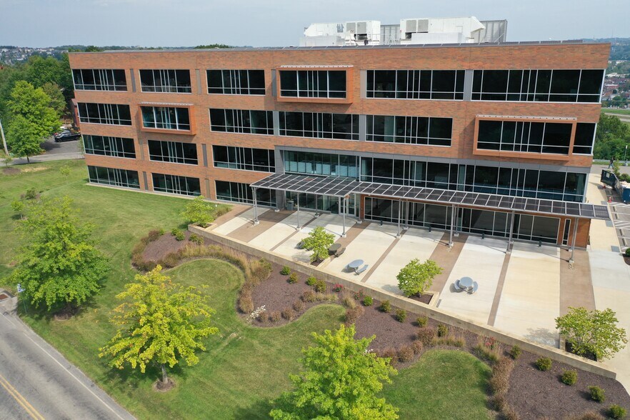More Photos Of 44 Abele Rd, Bridgeville Office For Lease