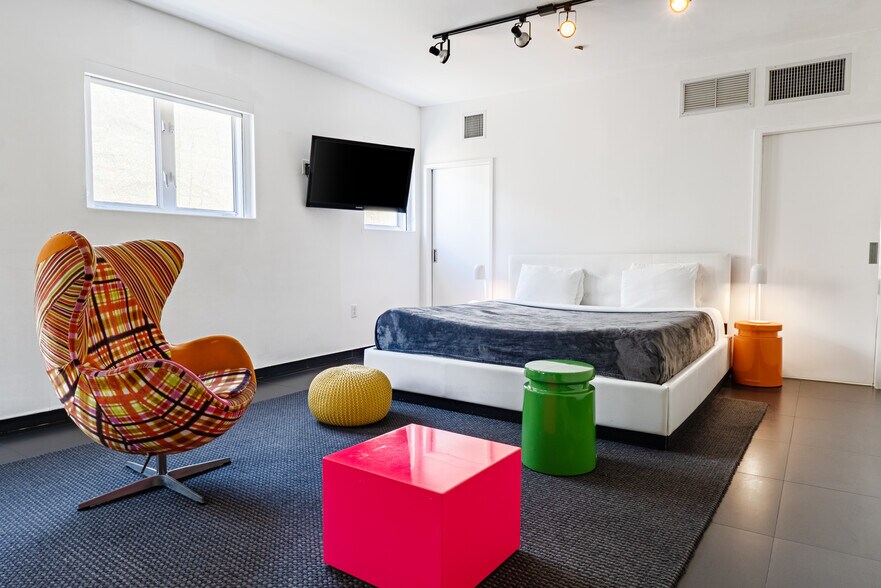 More Photos Of 205 Collins Ave, Miami Beach Hotel For Sale