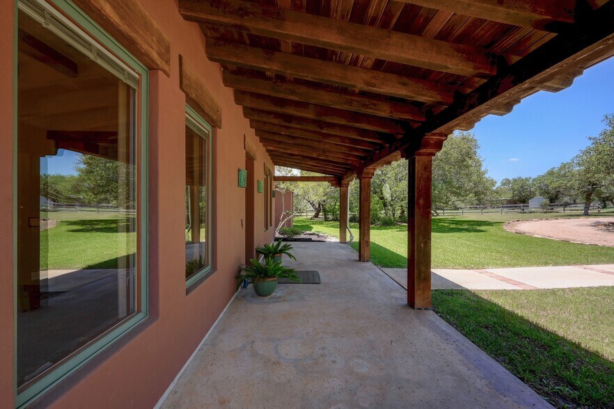 More Photos Of 15425 Fitzhugh Rd, Dripping Springs Land For Sale