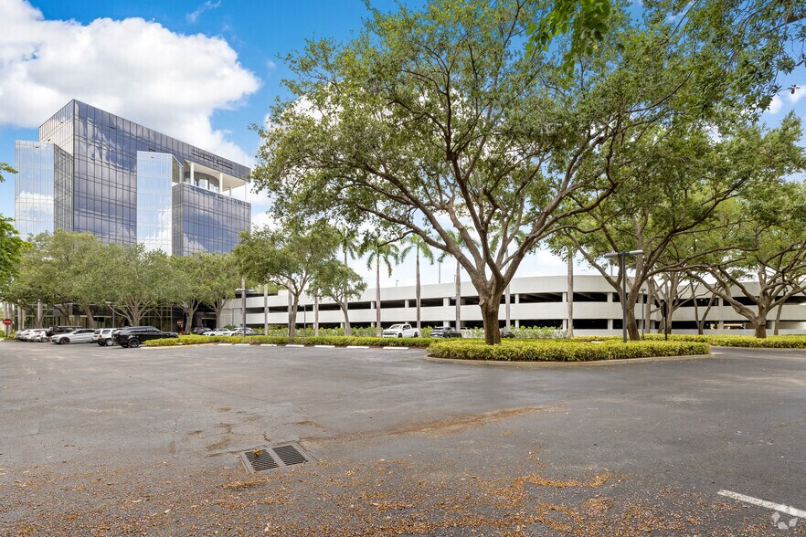 More Photos Of 5355 Town Center Rd, Boca Raton Office For Lease