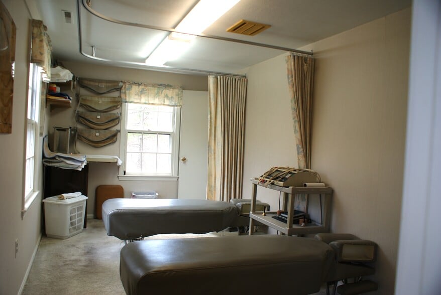 More Photos Of 125 Ipswich Rd, Topsfield Office Residential For Sale
