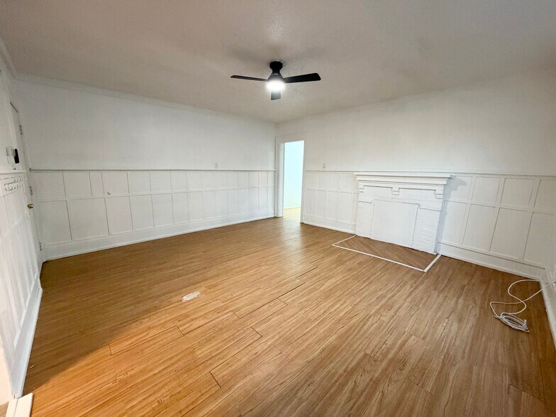 More Photos Of 324 N Orange St, New Smyrna Beach Multifamily For Sale