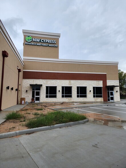 More Photos Of 11853 Barker Cypress Rd, Cypress Storefront Retail Office For Lease