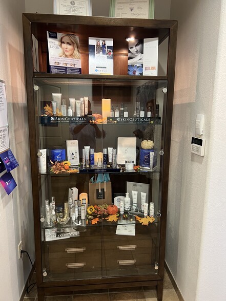 More Photos Of 2800 William D Tate Ave, Grapevine Medical For Lease