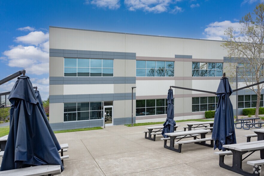 More Photos Of 3880 Brickway Blvd, Santa Rosa Office For Lease