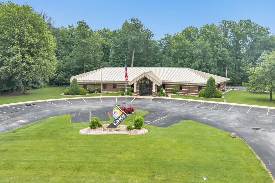 More Photos Of 2980 Walker Dr, Green Bay Office For Sale