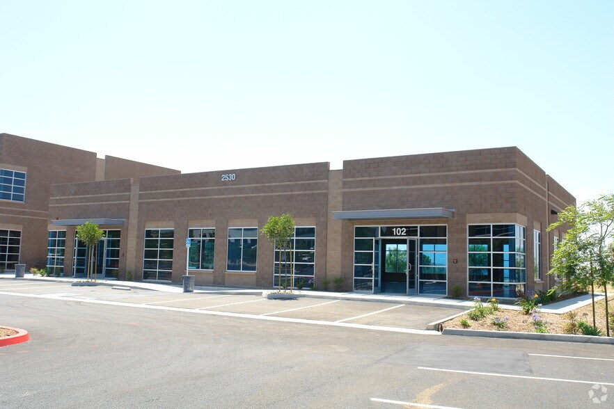 More Photos Of 2530 Gateway Rd, Carlsbad Office For Sale