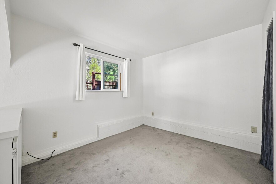 More Photos Of 135 Spring Grove Ave, San Rafael Multifamily For Sale