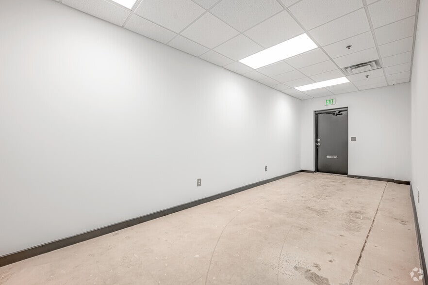 More Photos Of 1450-1468 Chattahoochee Ave NW, Atlanta Warehouse For Lease