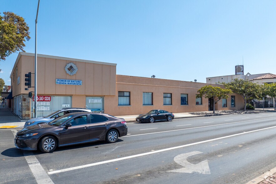 Primary Photo Of 222-226 W Main St, Santa Maria Storefront For Lease