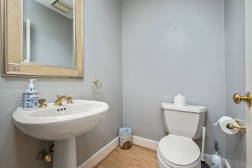 More Photos Of 112 Blue Chickory Ln, Nellysford Specialty For Sale