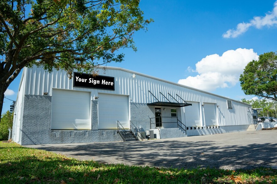 Primary Photo Of 5007 S Westshore Blvd, Tampa Warehouse For Lease