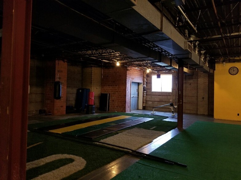More Photos Of 1131 Central Ave, Middletown Loft Creative Space For Sale