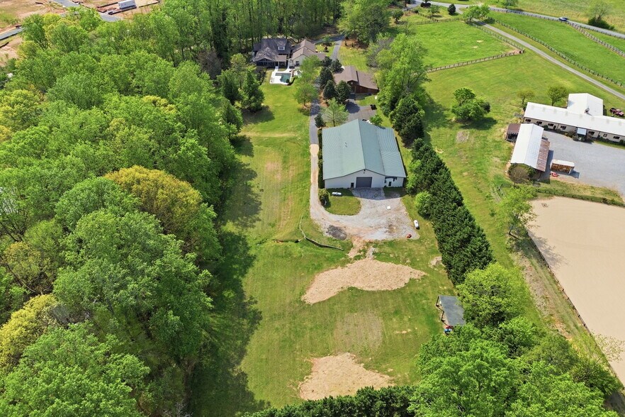 More Photos Of 611 Elliott Rd, Dawsonville Specialty For Sale