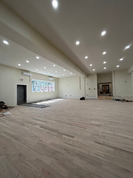 More Photos Of 2261-2269 Bragg St, Brooklyn Schools For Sale