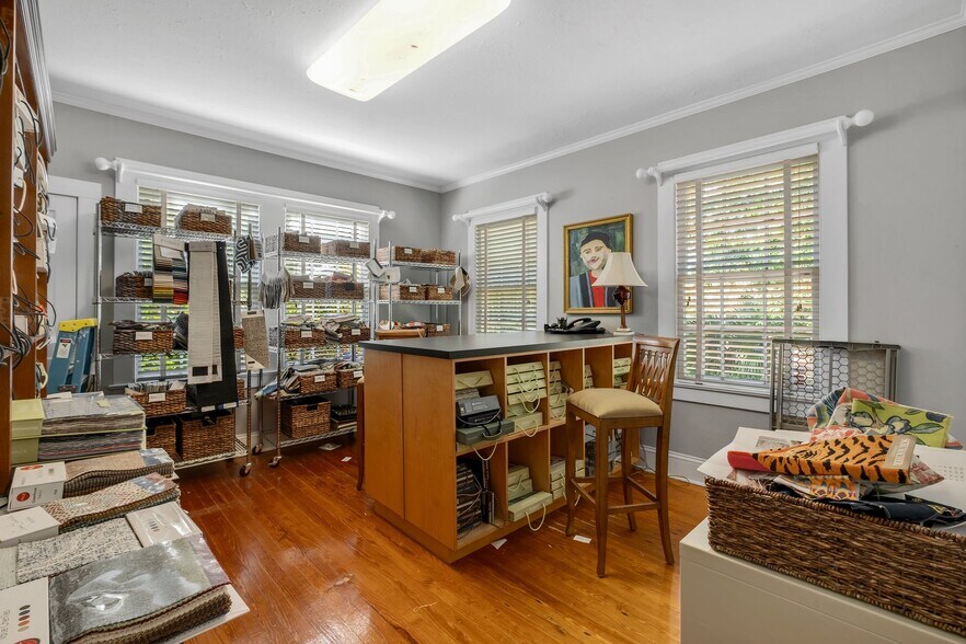 More Photos Of 231 E 5th Ave, Tallahassee Office For Sale