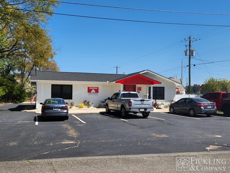More Photos Of 102 Lois Dr, Warner Robins Office For Lease