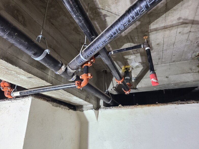 More Photos Of 242 N Sutter St, Stockton Apartments For Sale