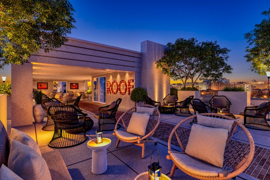 More Photos Of 63 S Main St, Alpharetta General Retail For Sale