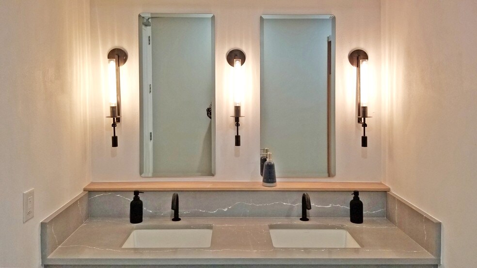 More Photos Of 4601 Spicewood Springs Rd, Austin Office For Sale