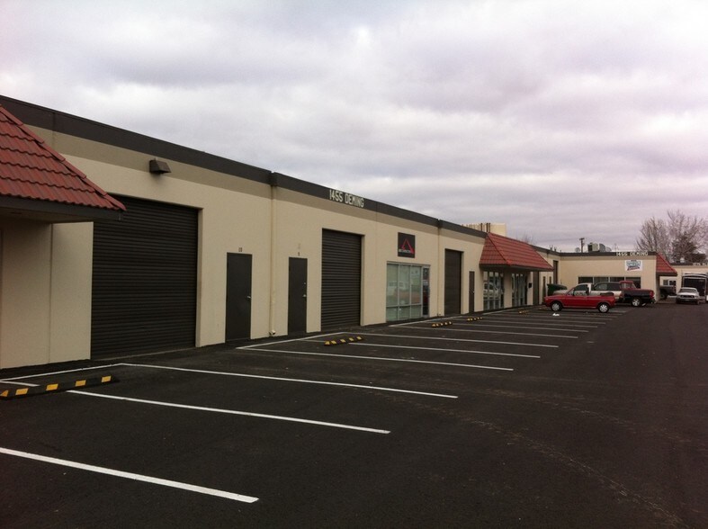 More Photos Of 1250 E Greg St, Sparks Flex For Lease