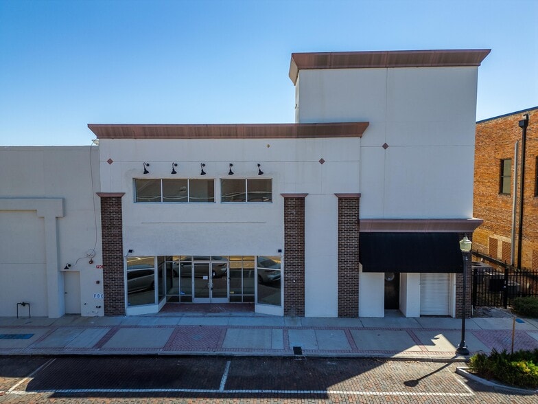 More Photos Of 106-109 N Evers St, Plant City Medical For Lease