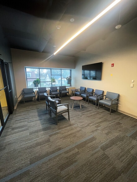 More Photos Of 7400 Holabird Ave, Baltimore Medical For Lease