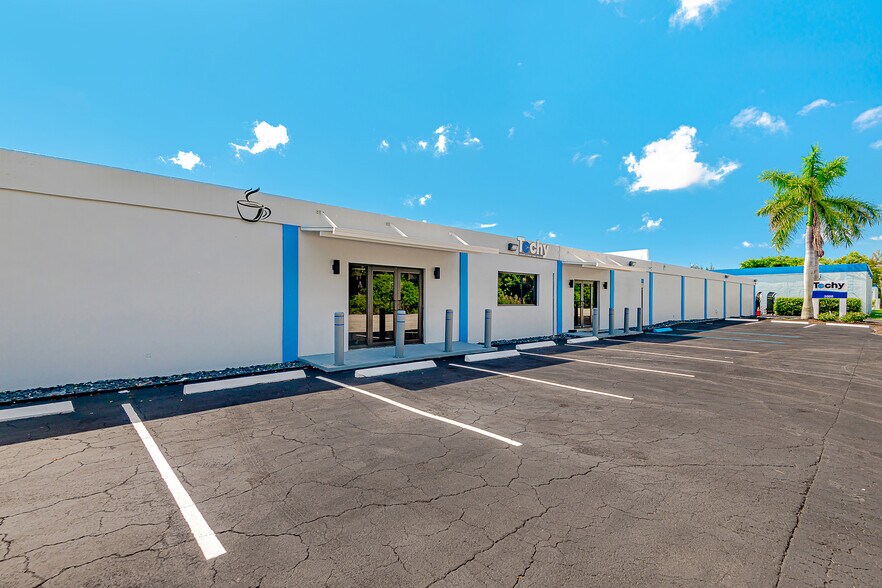 More Photos Of 3000 SW 4th Ave, Fort Lauderdale Warehouse For Lease