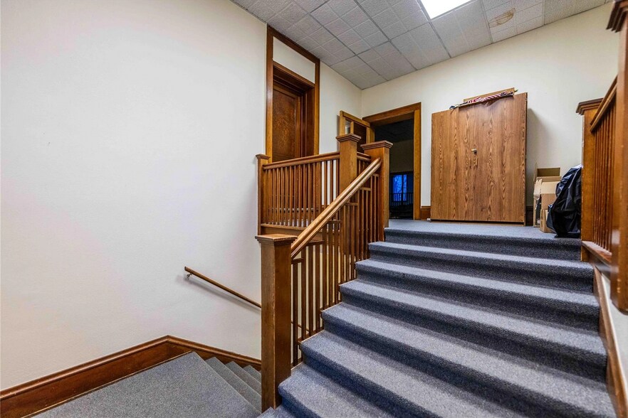 More Photos Of 1601 Central Ave, Great Falls Religious Facility For Sale
