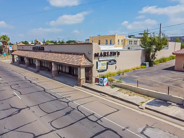 More Photos Of 405 E 2nd St, Rio Grande City Supermarket For Sale