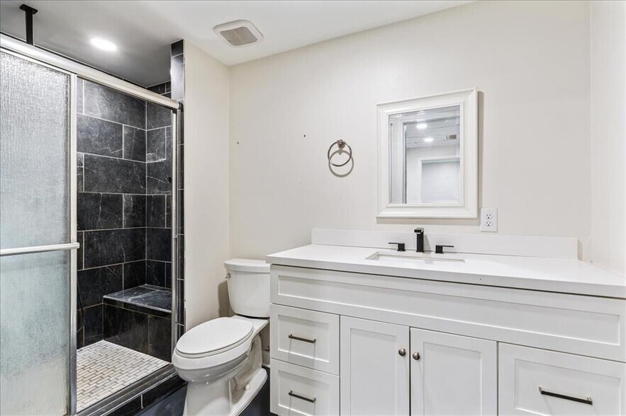 More Photos Of 2505 Pace Bend Rd S, Spicewood Industrial For Sale