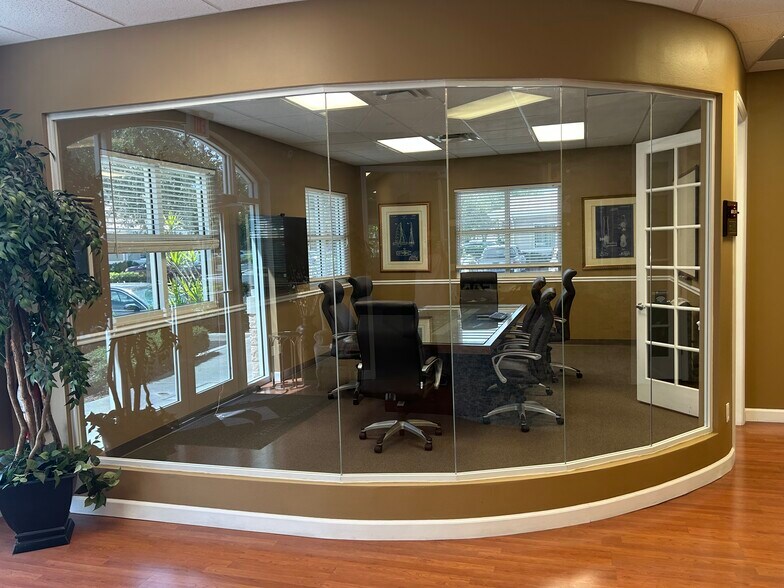 More Photos Of 180 Pine Ave N, Oldsmar Office For Lease