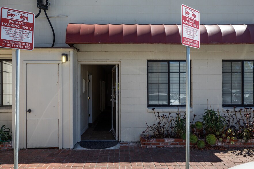 More Photos Of 257 E Campbell Ave, Campbell Office For Sale