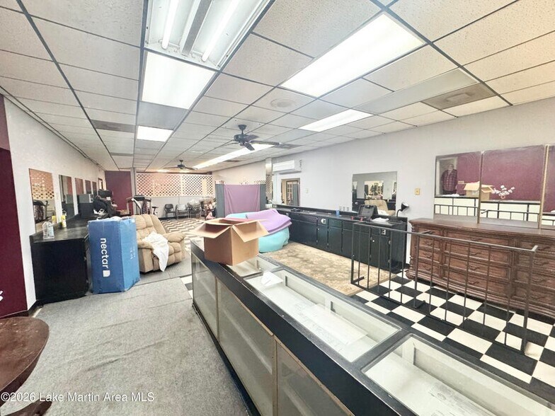 More Photos Of 835 Marshall St, Alexander City Specialty For Sale