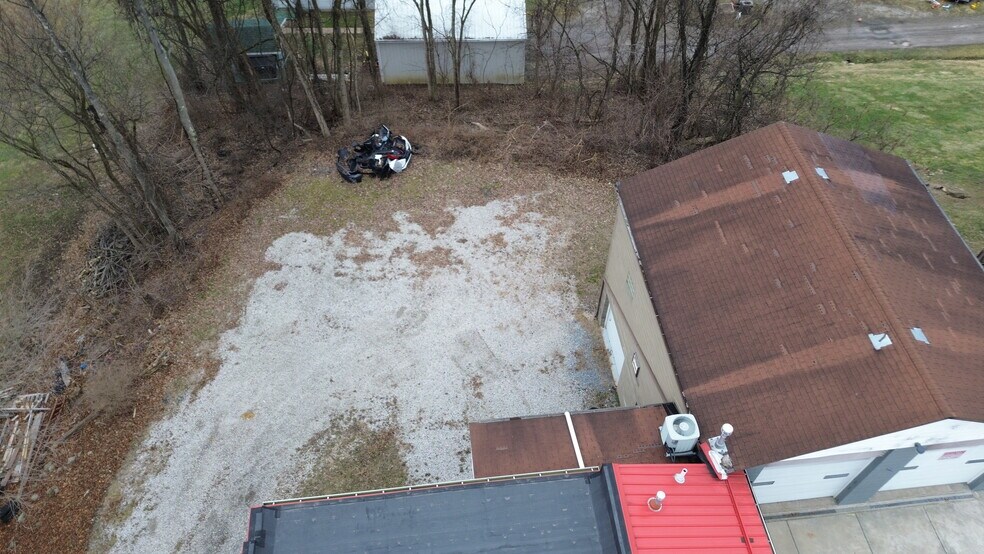 More Photos Of 2738 Eldersville Rd, Follansbee Flex For Sale