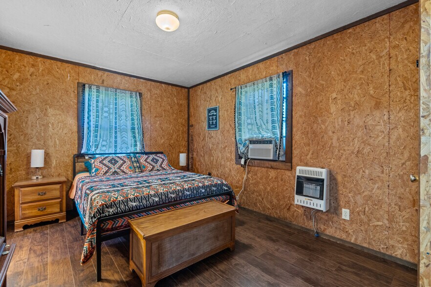 More Photos Of 122 Ouachita River Haven Rd, Pencil Bluff Hotel For Sale