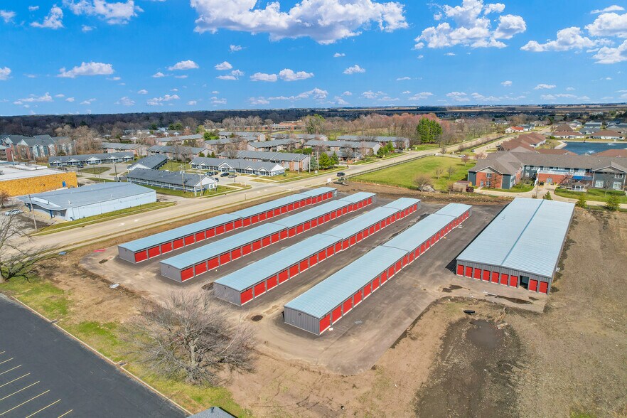 More Photos Of 1601 Colorado ave, Urbana Self Storage For Sale