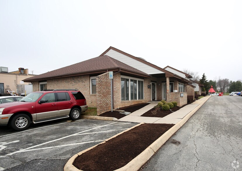 More Photos Of 49-59 Kensington Pky, Abingdon Office For Lease