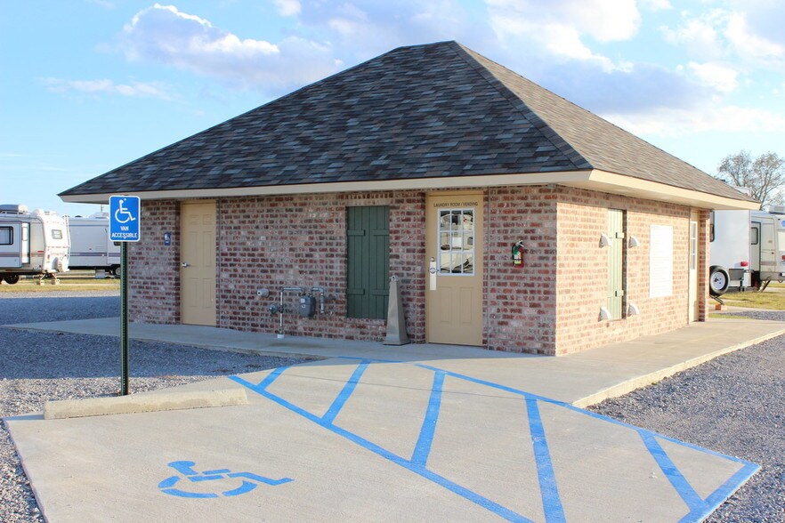 More Photos Of 7213 Highway 1, Boyce Manufactured Housing Mobile Home Park For Sale