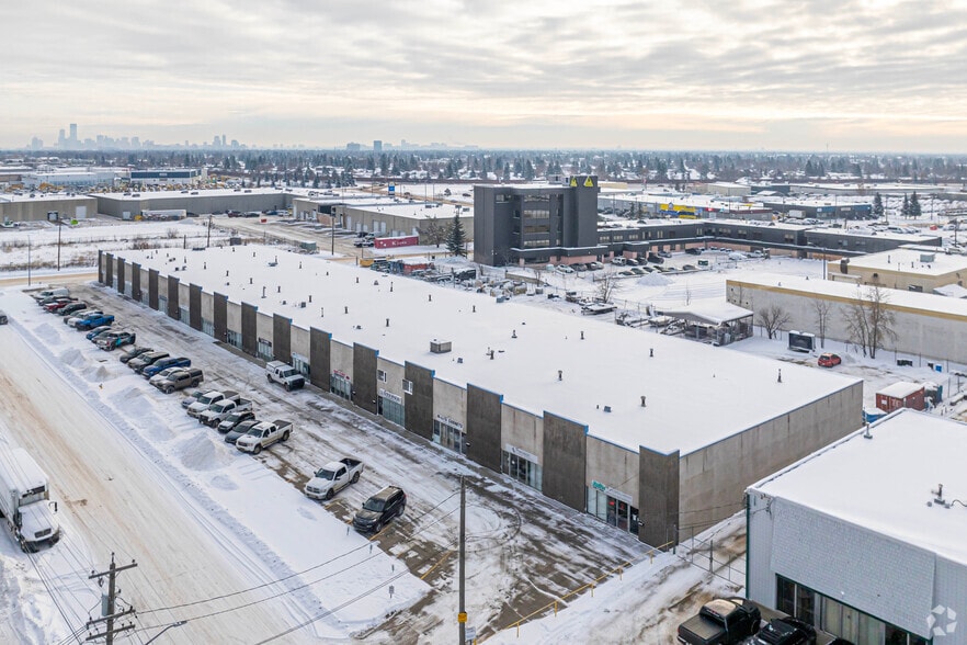 More Photos Of 16645-16673 113 Ave NW, Edmonton Service For Lease