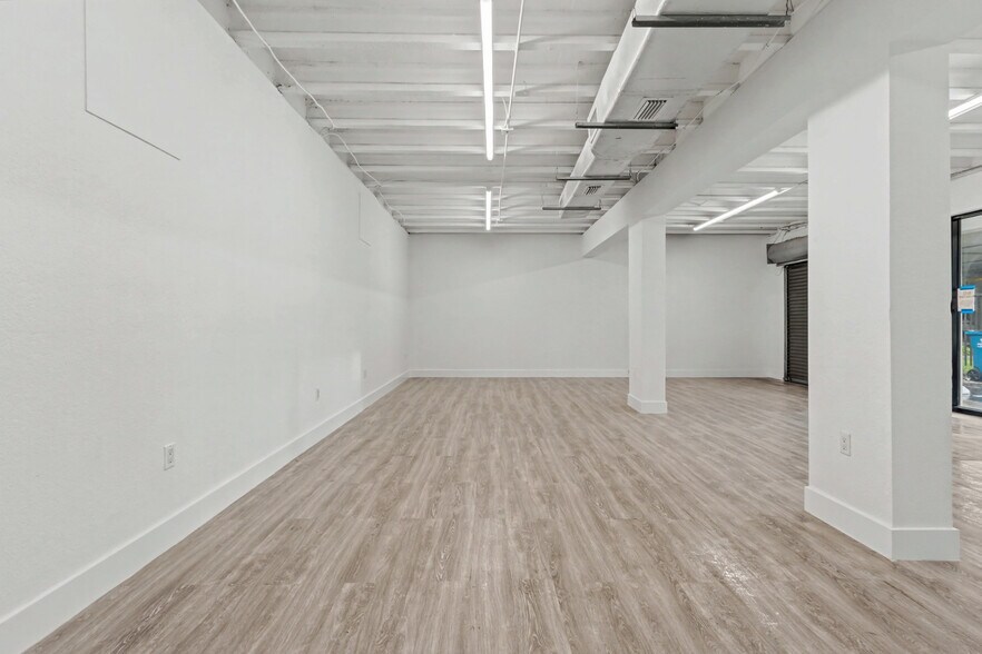 More Photos Of 24 NE 1st Ave, Dania Beach Storefront Retail Residential For Lease