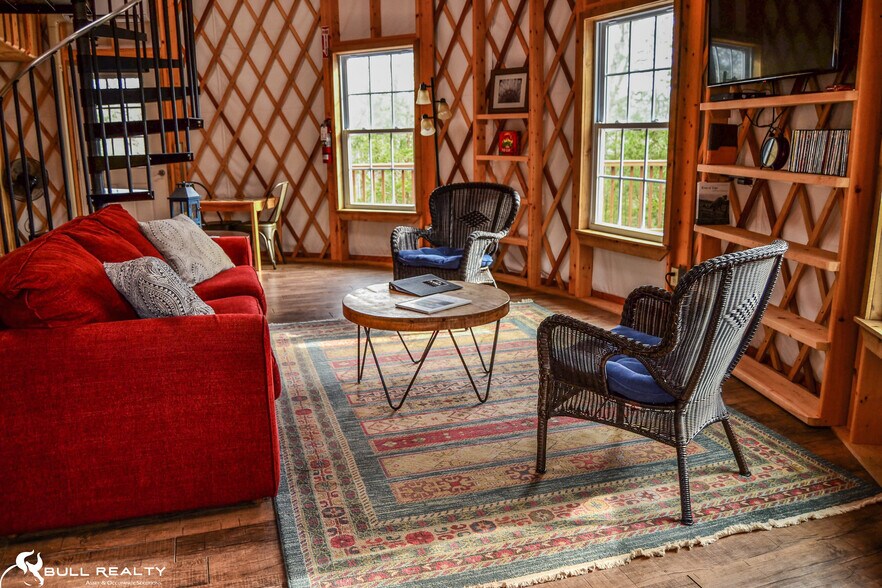 More Photos Of 1 Shumate Falls, Rich Creek Land For Sale