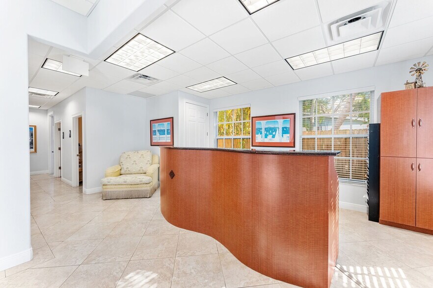 More Photos Of 334 Fourth Ave, Indialantic Office For Sale