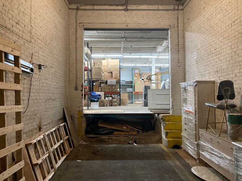 More Photos Of 2 Aspen Pl, Passaic Showroom For Lease