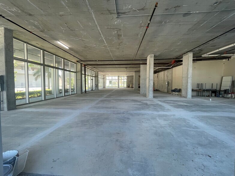 More Photos Of 2820 NE 214th St, Aventura Loft Creative Space For Sale
