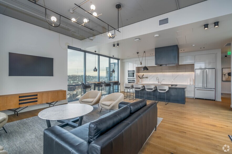 More Photos Of 2315 4th Ave, Seattle Multifamily For Sale