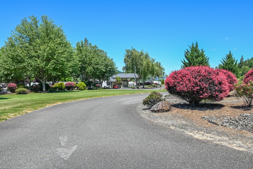More Photos Of 1120 John Long Rd, Oakland Manufactured Housing Mobile Home Park For Sale